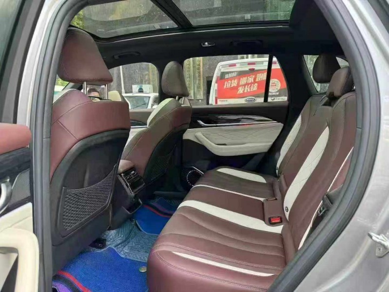 长沙23年吉利星越9