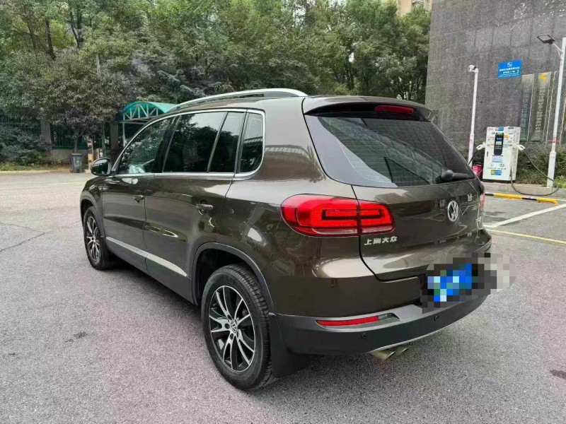 长沙15年大众途观5