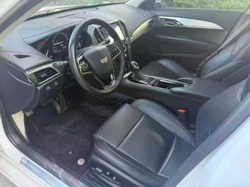 长沙19年凯迪拉克ATS8