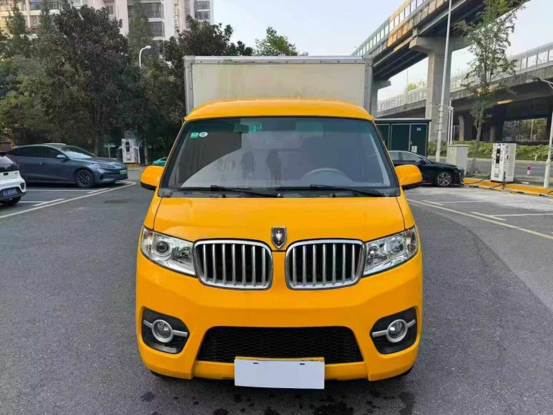 长沙22年华晨鑫源1