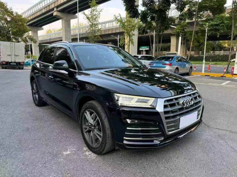 长沙18年奥迪Q52