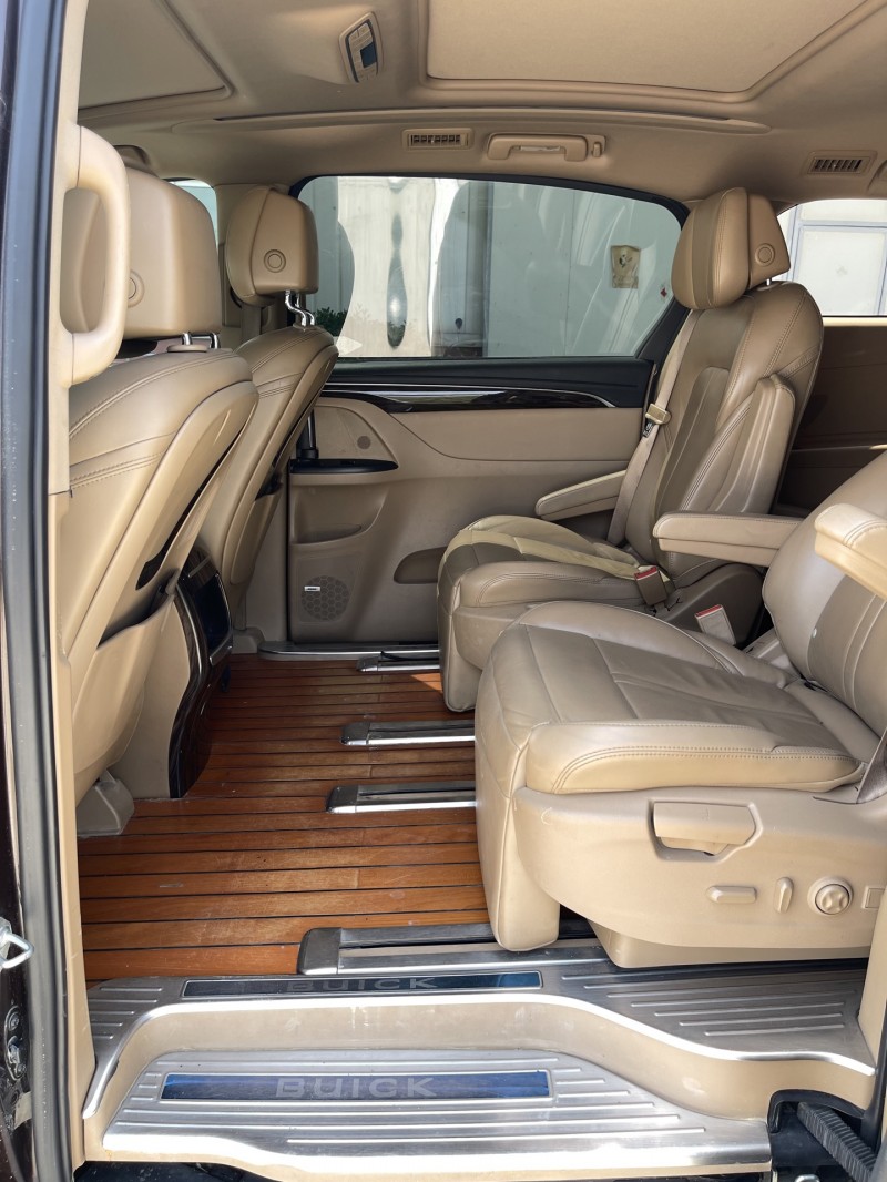 徐州19年别克GL86