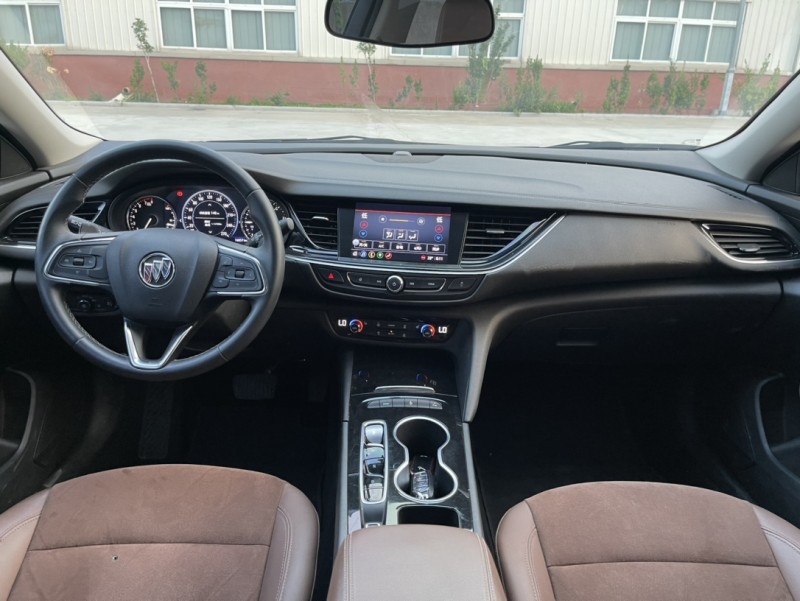 徐州22年别克君威9