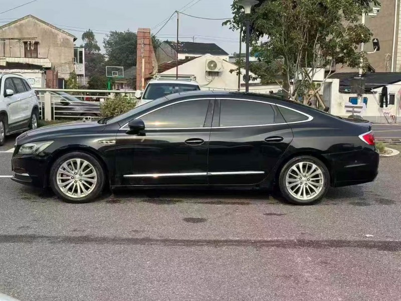 绍兴19年别克君越3