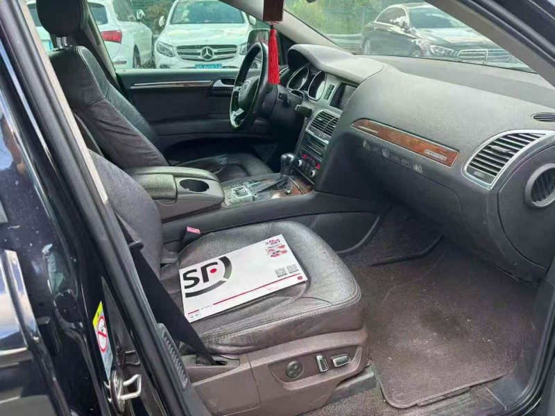 温州15年奥迪Q75