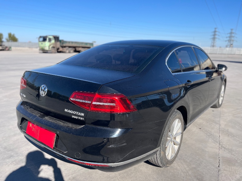 天津18年大众迈腾8