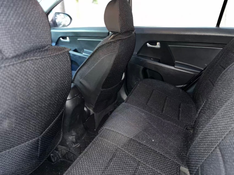 天津13年起亚智跑5