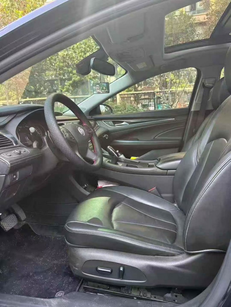 蚌埠21年别克君越5