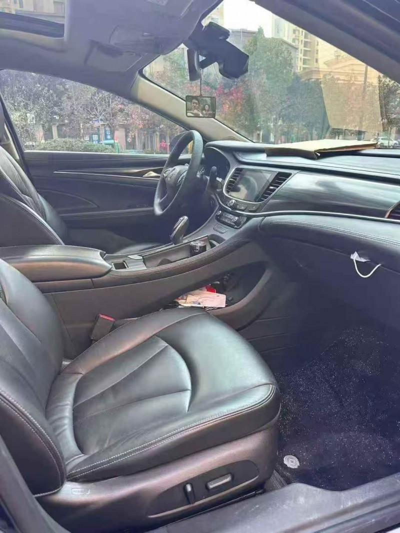 蚌埠21年别克君越7