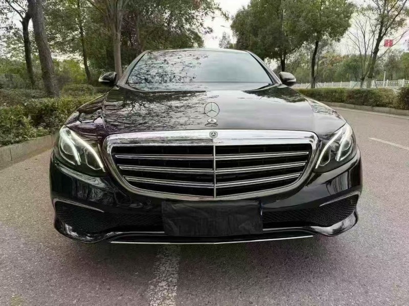 张家界19年奔驰E1