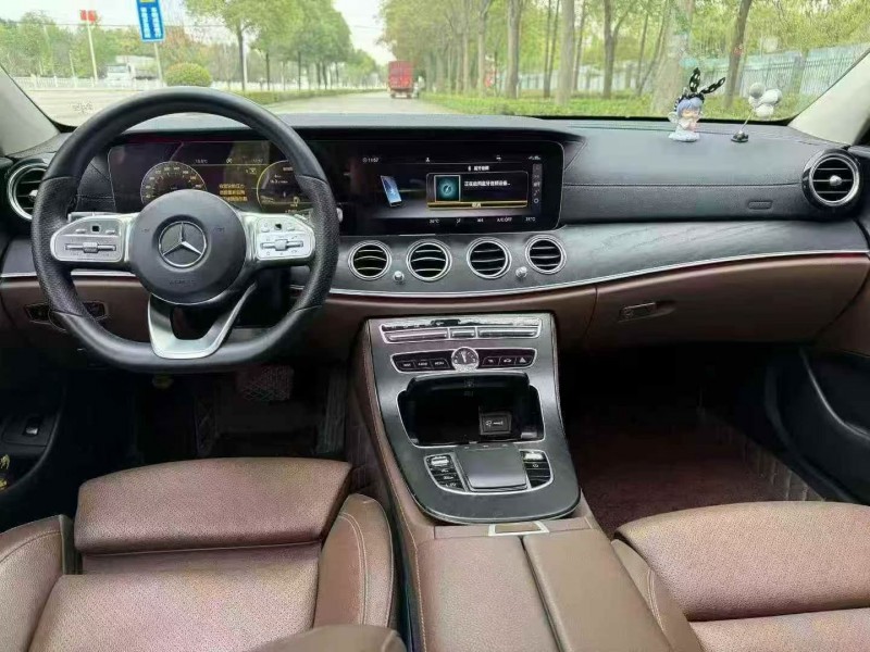 张家界19年奔驰E5