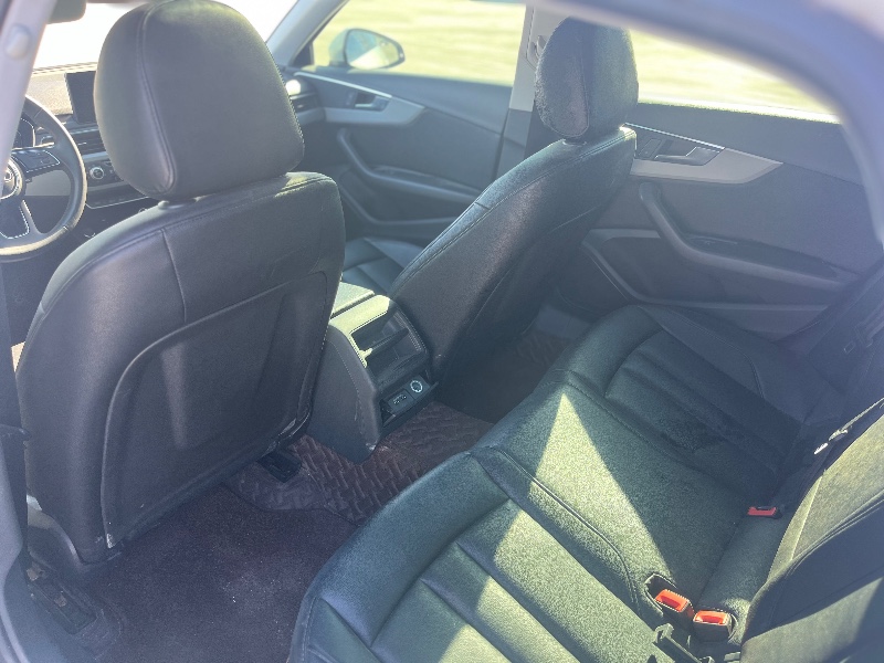 天津19年奥迪A4L5