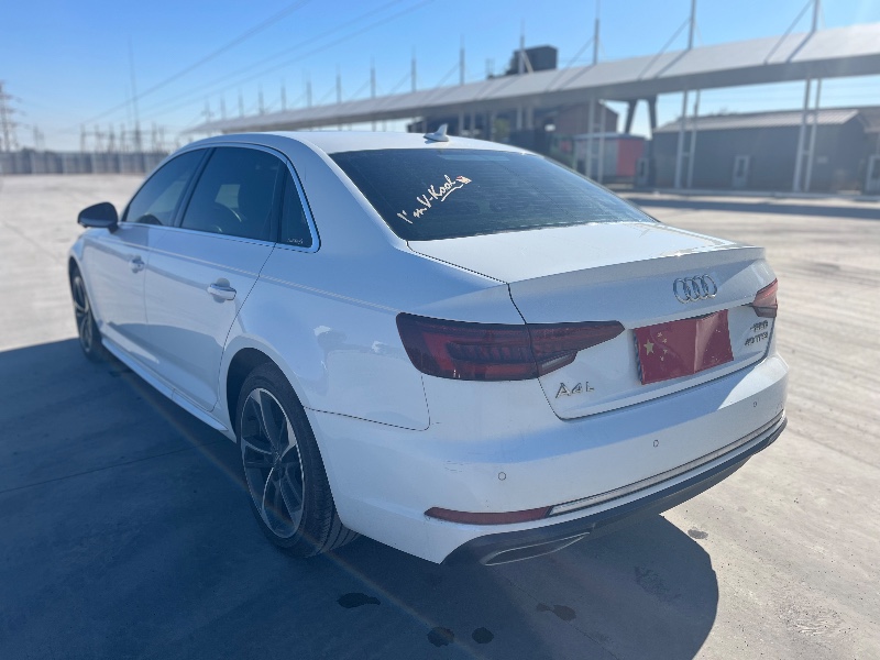 天津19年奥迪A4L8