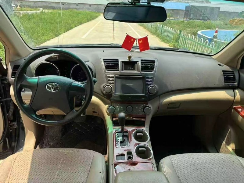 潍坊15年丰田汉兰达5