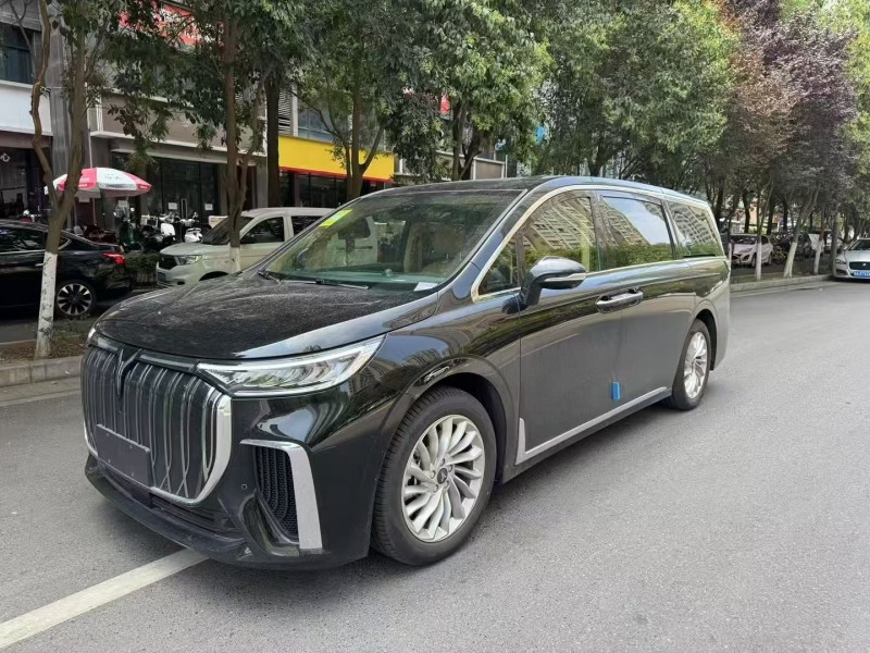 榆林25年岚图汽车梦想家2