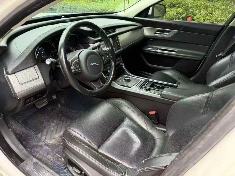 张家界18年捷豹XFL4