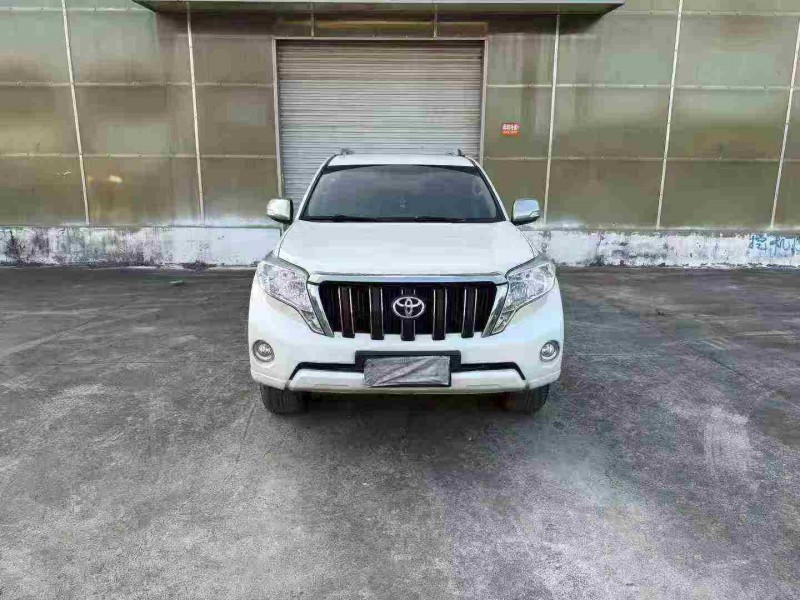 徐州17年丰田普拉多1