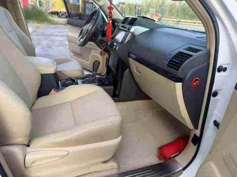 徐州17年丰田普拉多7