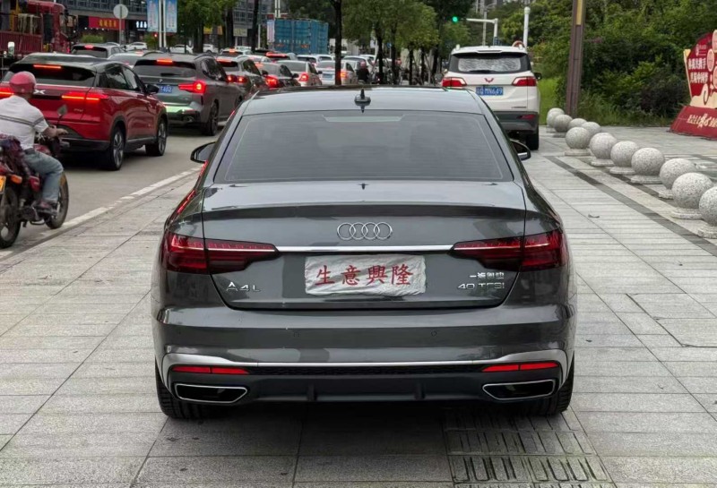 阳江23年奥迪A4L8