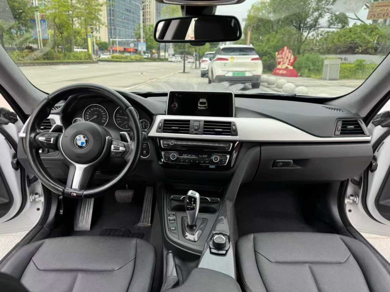 阳江17年宝马3系4