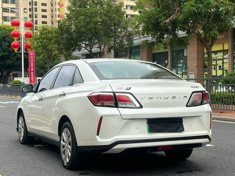 东莞22年启辰D606