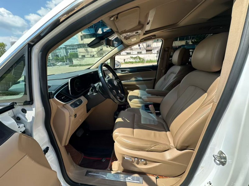 阜阳20年别克GL86