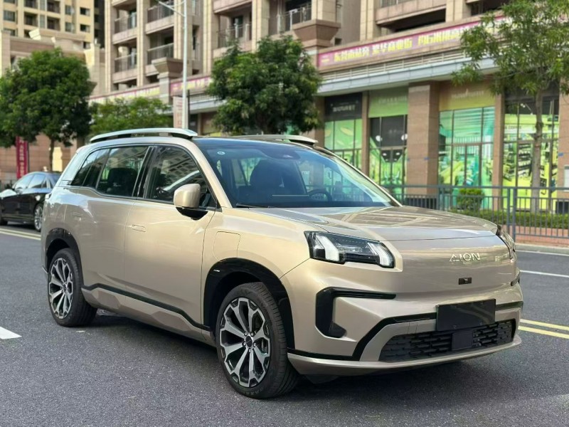 东莞25年传祺埃安V2