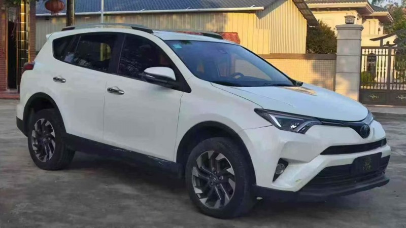 深圳18年丰田RAV4荣放2