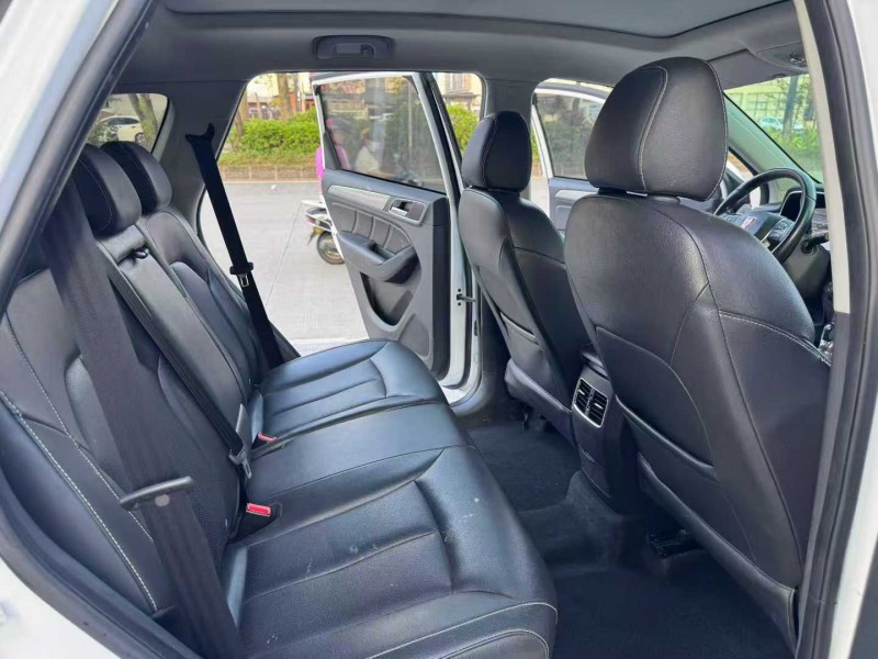 阳江19年荣威RX55