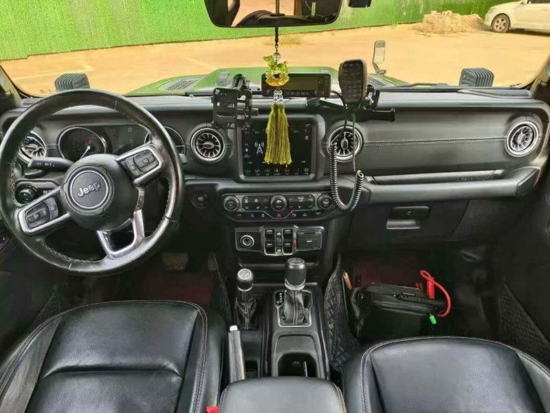 潍坊22年Jeep牧马人6