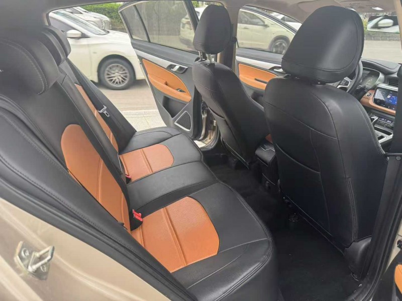 阳江18年吉利远景8