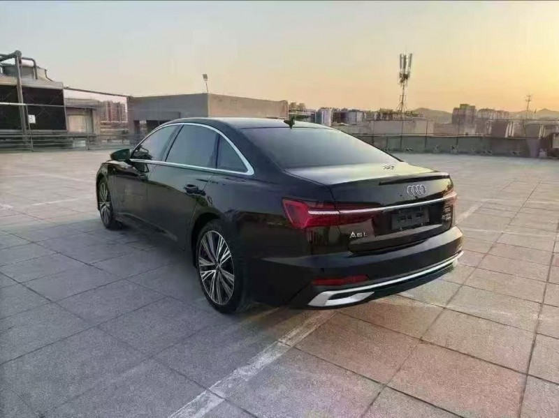 嘉兴21年奥迪A6L7