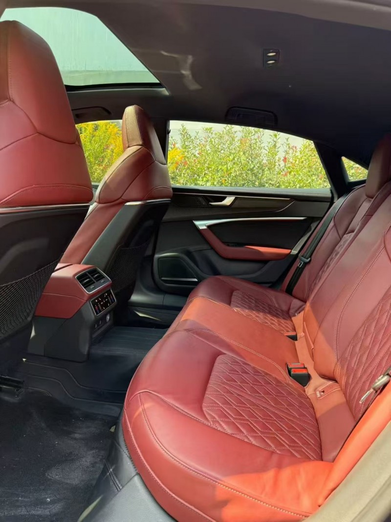 荆州23年奥迪A7L6