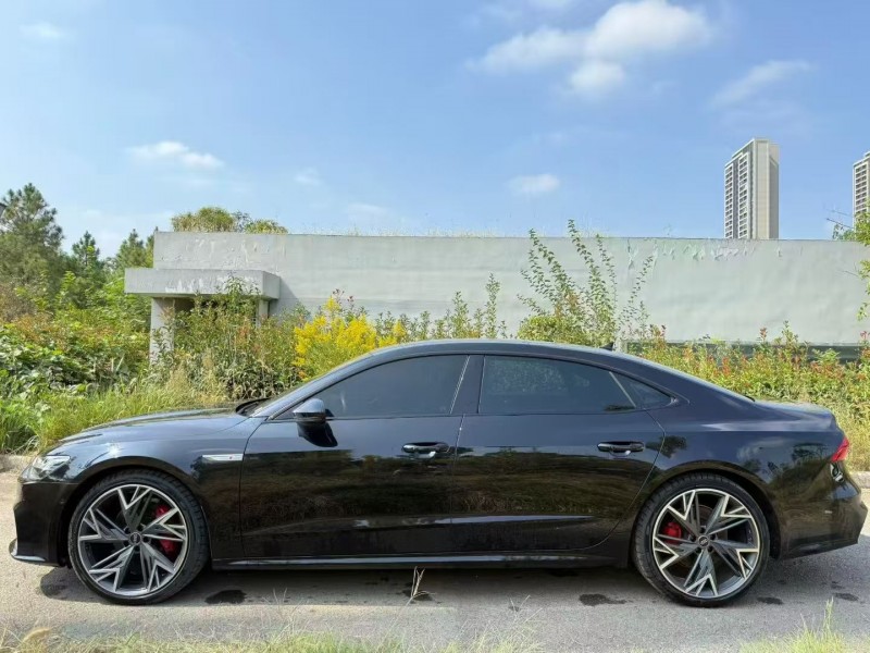 荆州23年奥迪A7L7