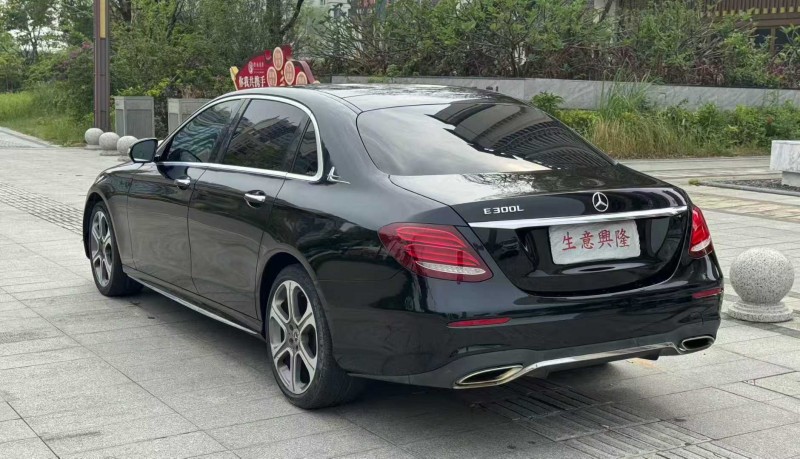 阳江18年奔驰E6