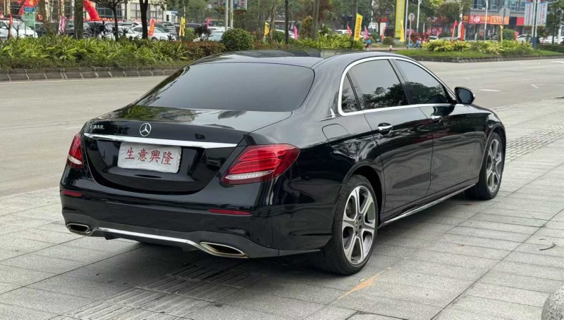 阳江18年奔驰E9