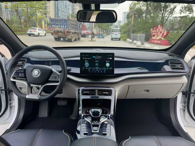 阳江22年比亚迪秦3