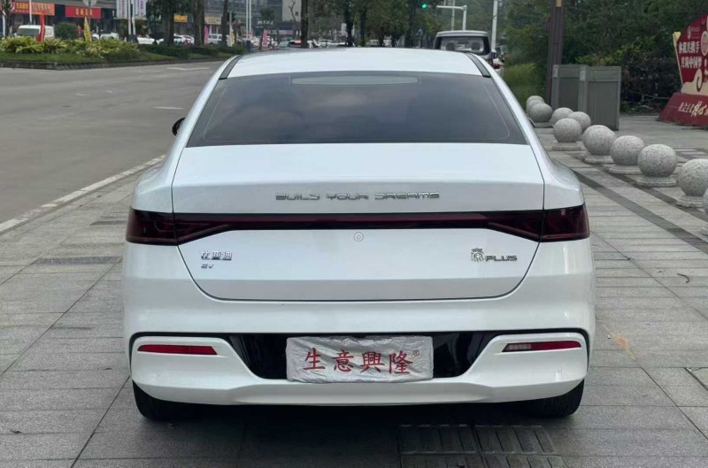 阳江22年比亚迪秦8