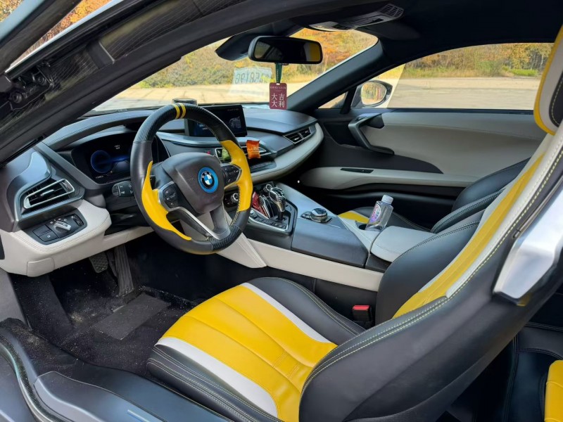 东营17年宝马i86