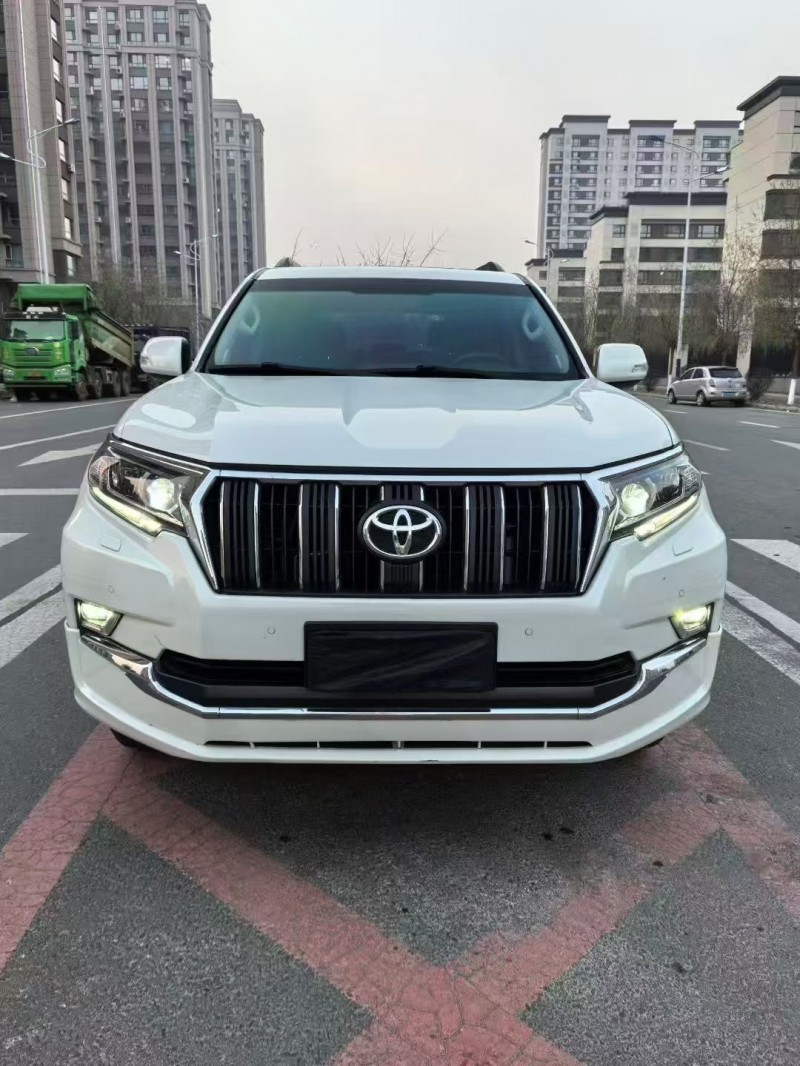 宜昌19年丰田普拉多1