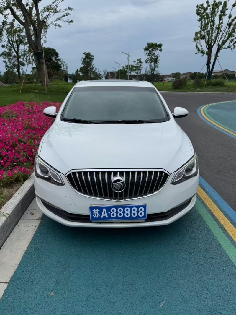 常州16年别克英朗1