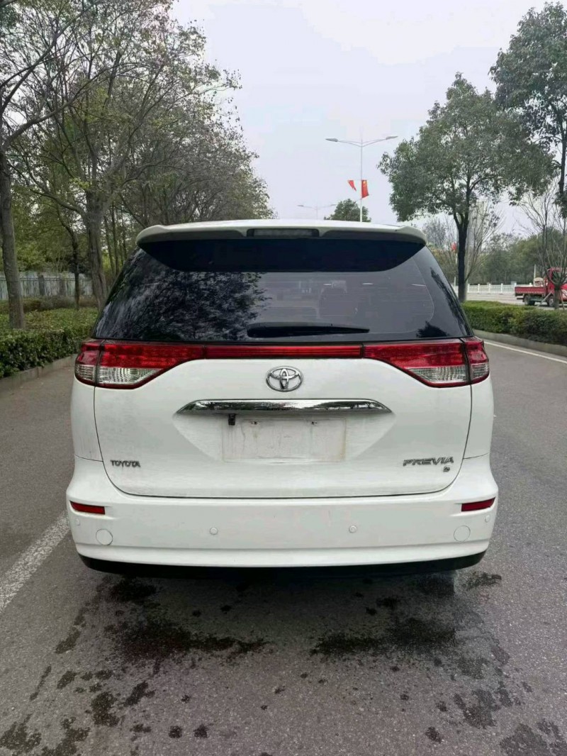 南通17年丰田普瑞维亚9