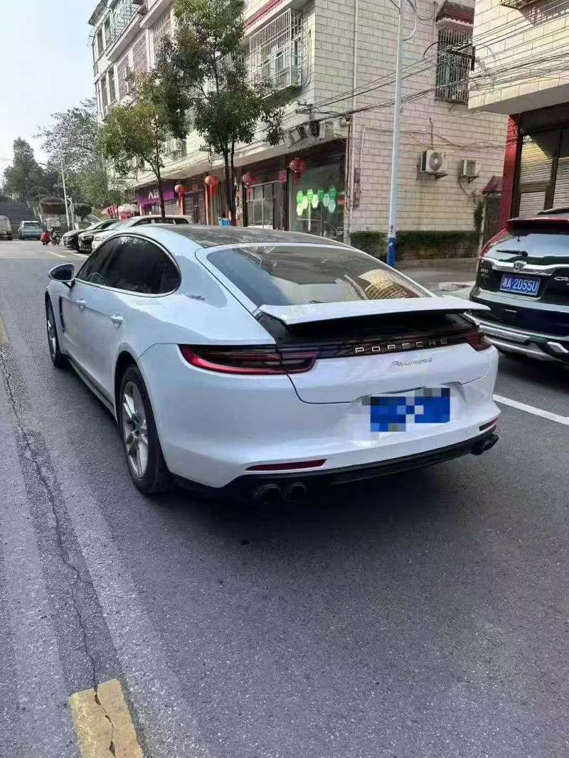 湘潭18年保时捷帕拉梅拉8