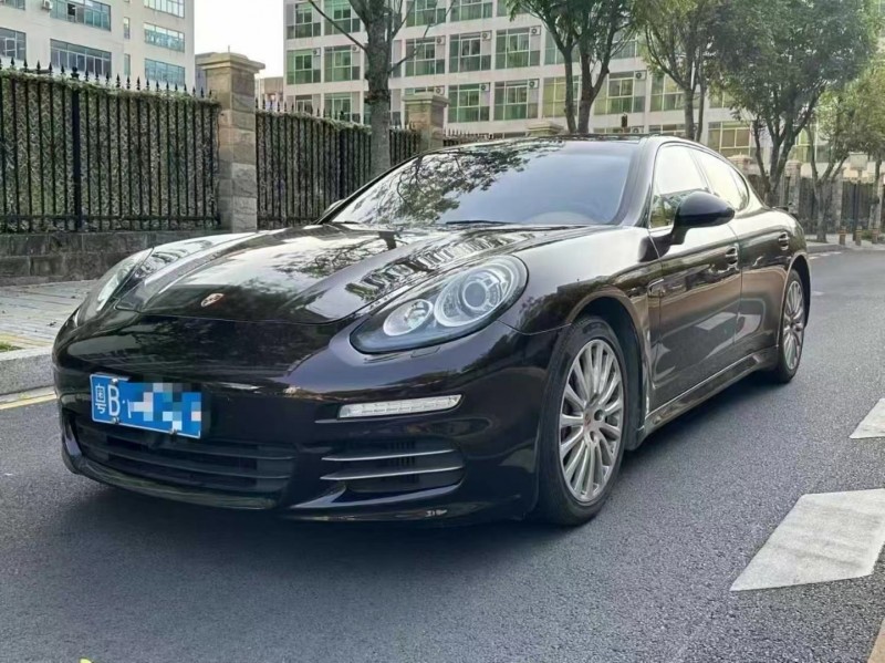 深圳13年保时捷帕拉梅拉2