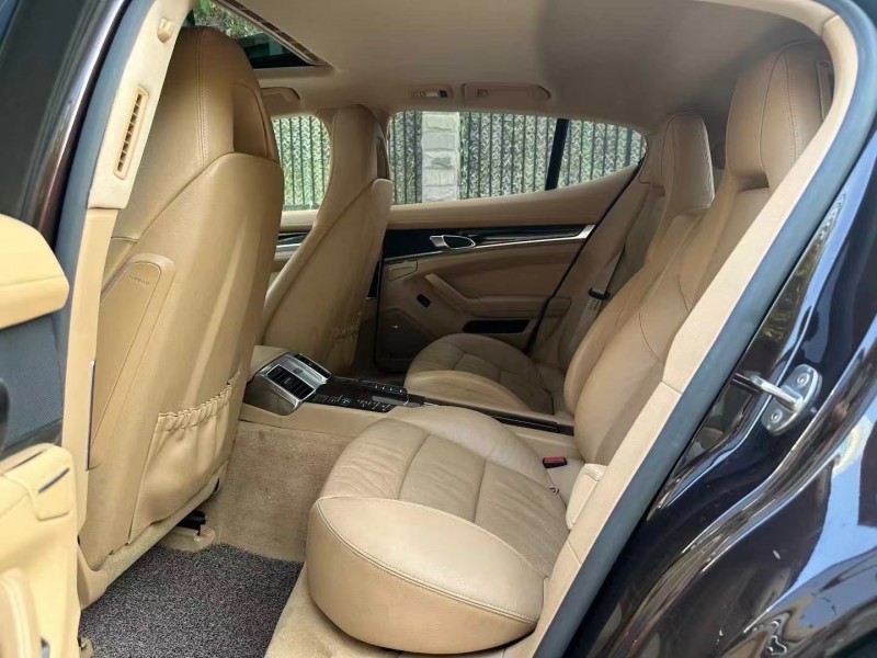 深圳13年保时捷帕拉梅拉4