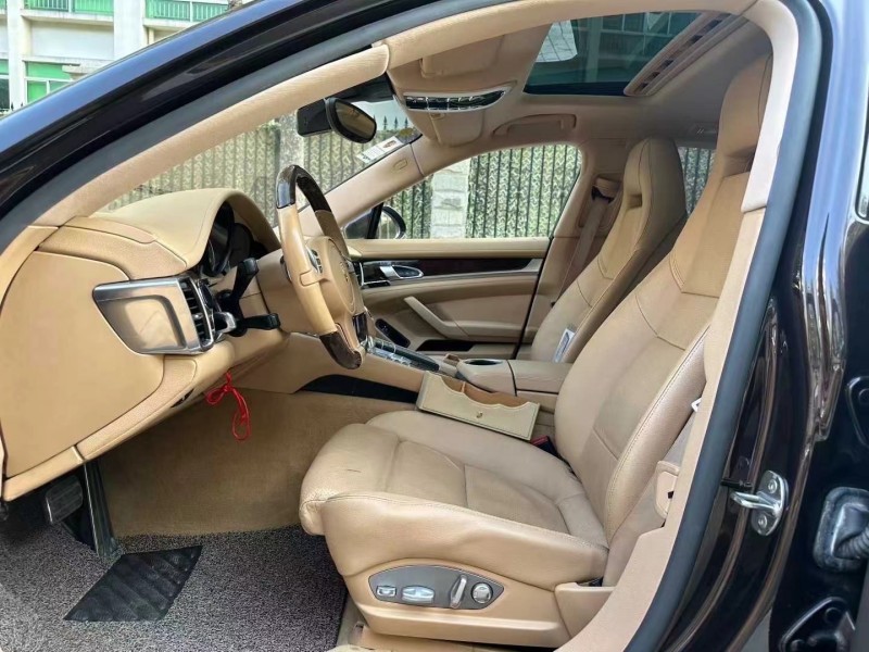 深圳13年保时捷帕拉梅拉5