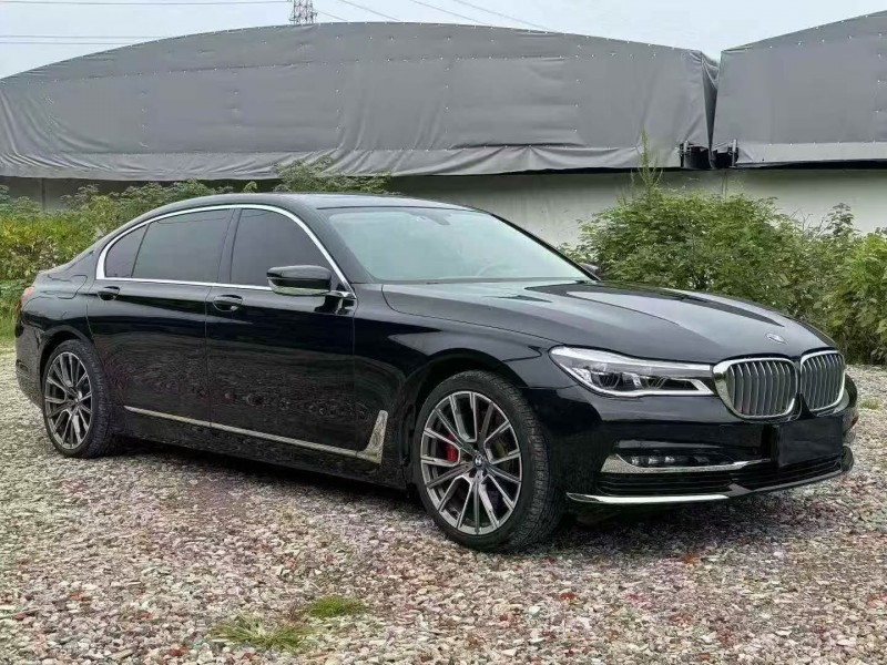 邵阳17年宝马7系3