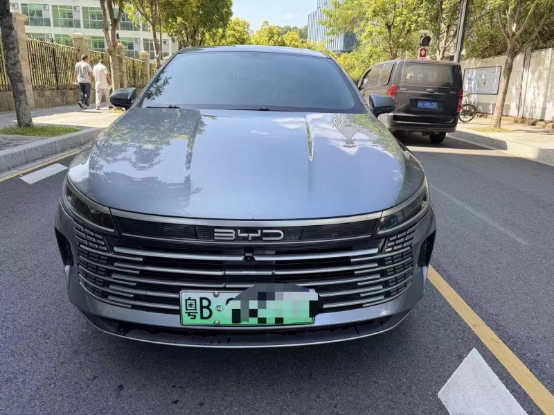 深圳22年比亚迪驱逐舰1