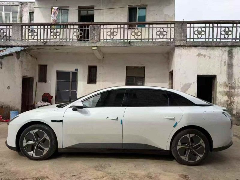 苏州25年小鹏汽车m032