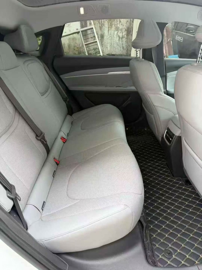 苏州25年小鹏汽车m034